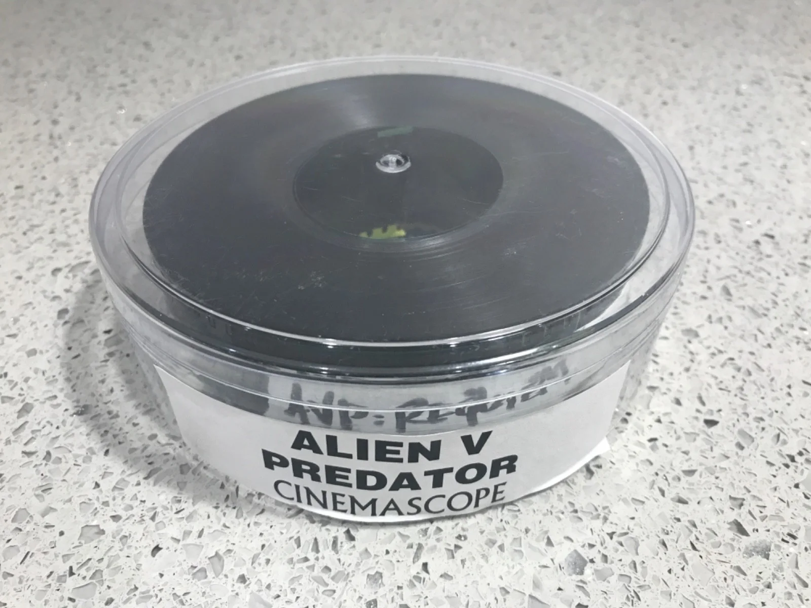 35mm Movie Trailer Film Cell Cinema Reel - ALIEN VS PREDATOR : REQUIEM (2007), изображение 3