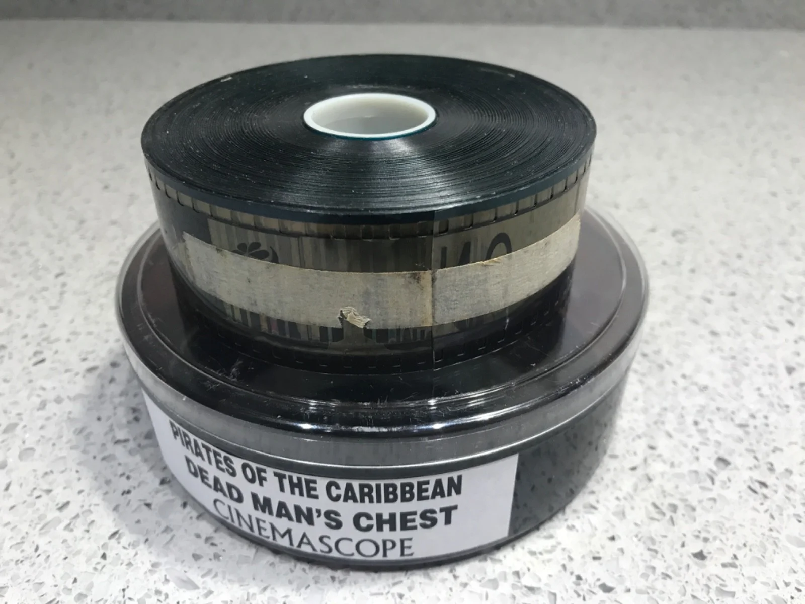 35mm Movie Trailer Film Cell Cinema Reel PIRATES OF CARIBBEAN DEAD MANS CHEST v3, изображение 2