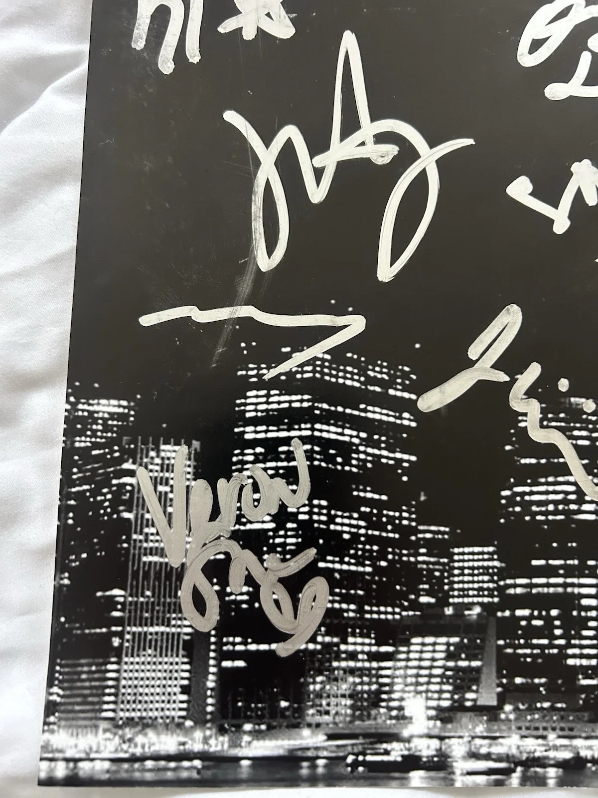 SEASON 51 CAST — Saturday Night Live SNL Season 51 Cast Signed 12x18 Poster Keenan JSA COA, изображение 5