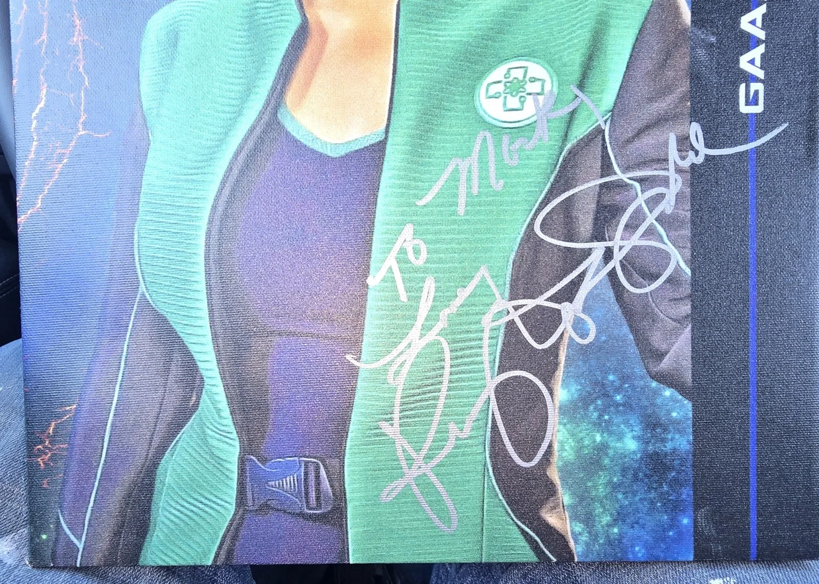 Penny Johnson Jerald — Penny Johnson Jerald Signed 11x14 Canvas Print Dr Claire Finn Orville Comic Con, image 3