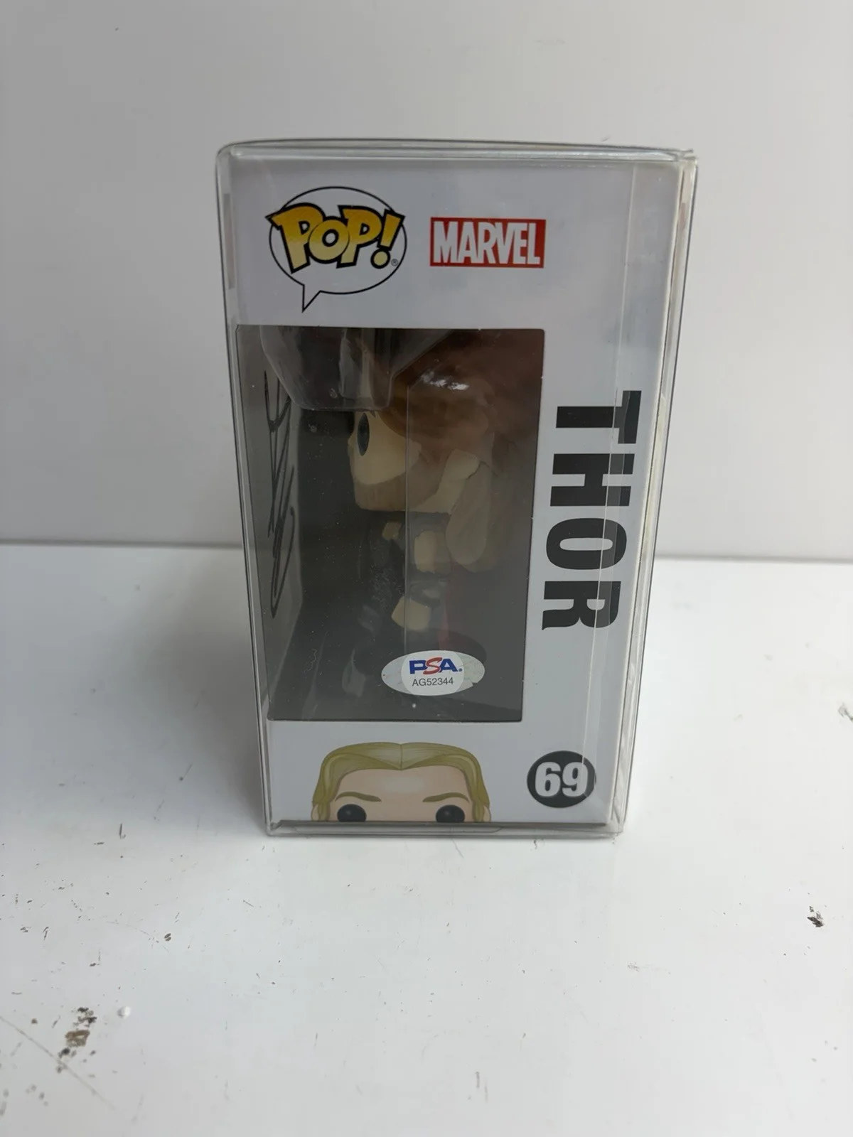 Chris Hemseworth — Signed Funko Pop #69 - THOR - Avengers Age OF Ultron - Chris Hemsworth, image 3