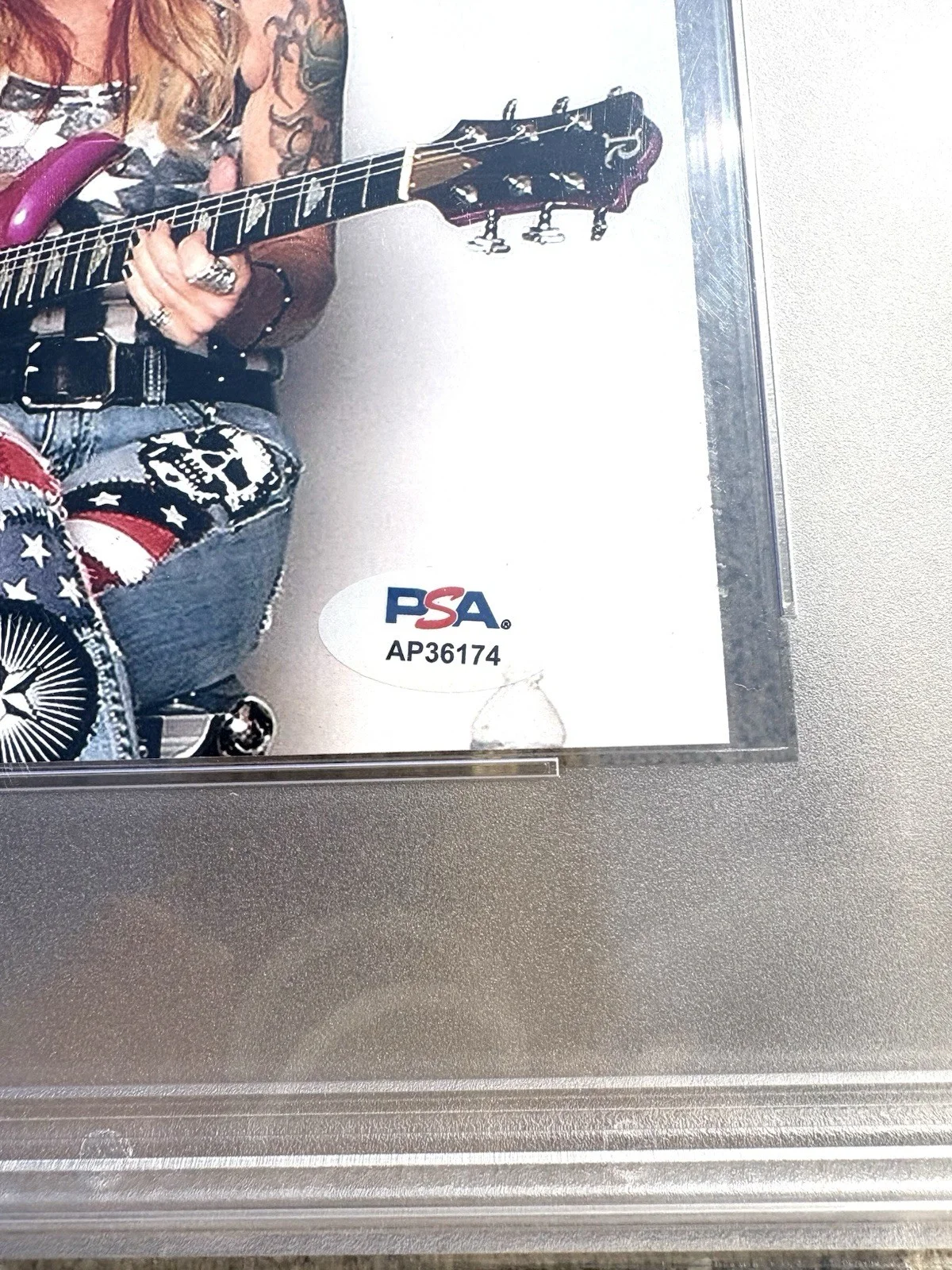 LITA FORD SIGNED PHOTO PSA/DNA Authentic Auto Slabbed HAPPY 420, изображение 2