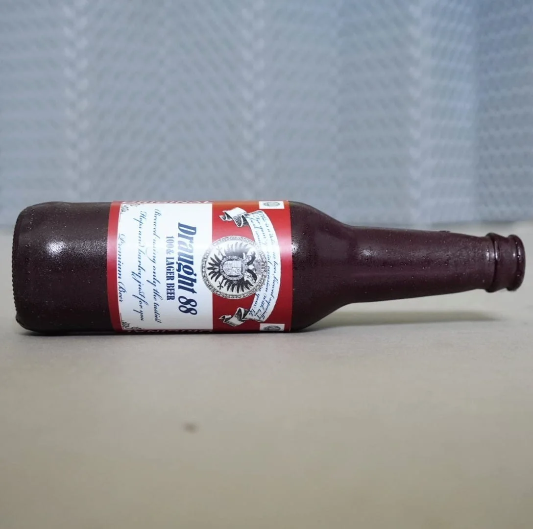 Sugar Glass Breakaway Black Bottle, Film & Theatre Smash Prop Real Size. Label, изображение 4