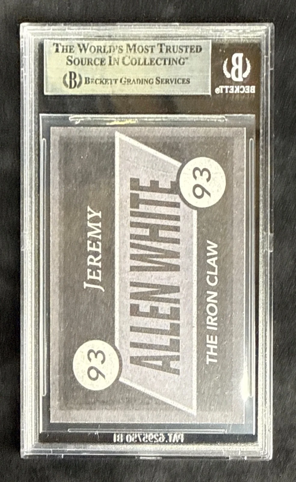 Jeremy Allen White — Jeremy Allen White Signed Trading Card The Iron Claw BAS 00018095750, image 2