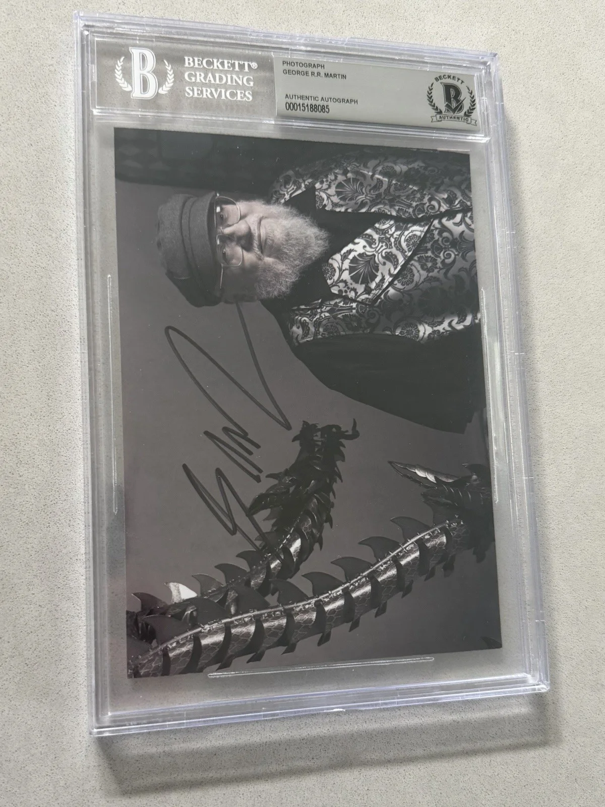 George R.R. Martin — George RR Martin Signed Autographed Slabbed BAS Beckett Photo 6x9 Game Of Throne, изображение 2
