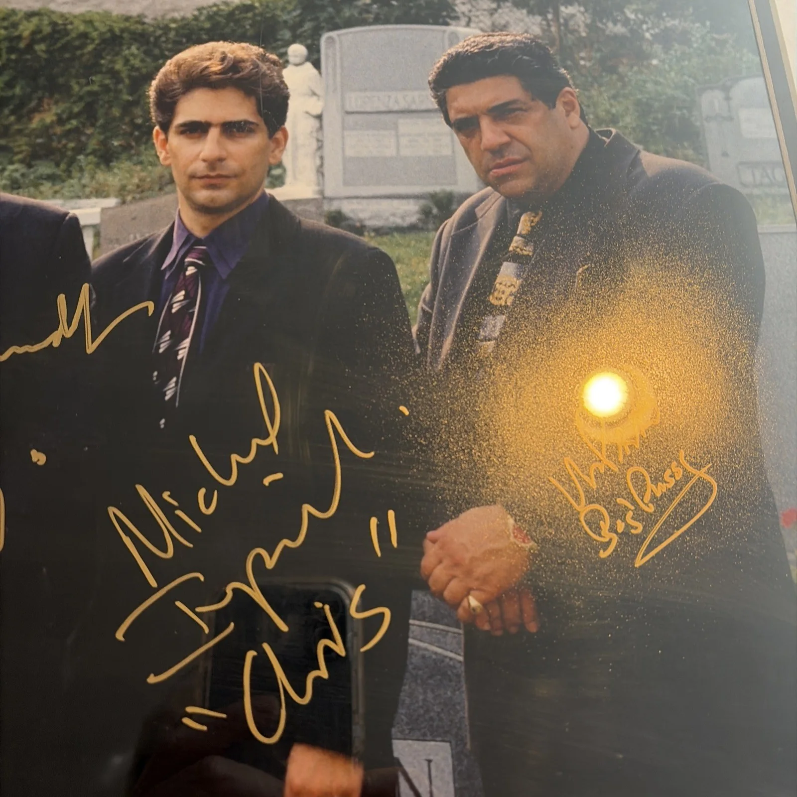James Gandolfini — The Sopranos Cast Signed & Framed With Inscriptions 16x20 Photograph - Steiner, изображение 4