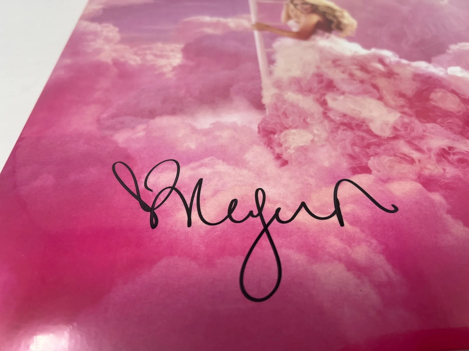 Megan Moroney Cloud 9: Megan's Signature Pink Signed Vinyl LP Record Auto, изображение 3