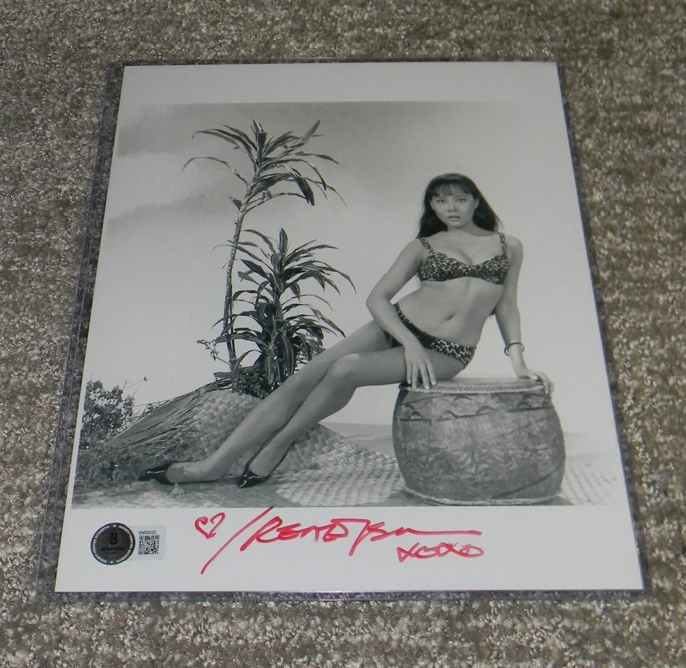 Irene Tsu — IRENE TSU - Paradise Hawaiian Style 8x10 Photo Autograph - Beckett COA #BM59025