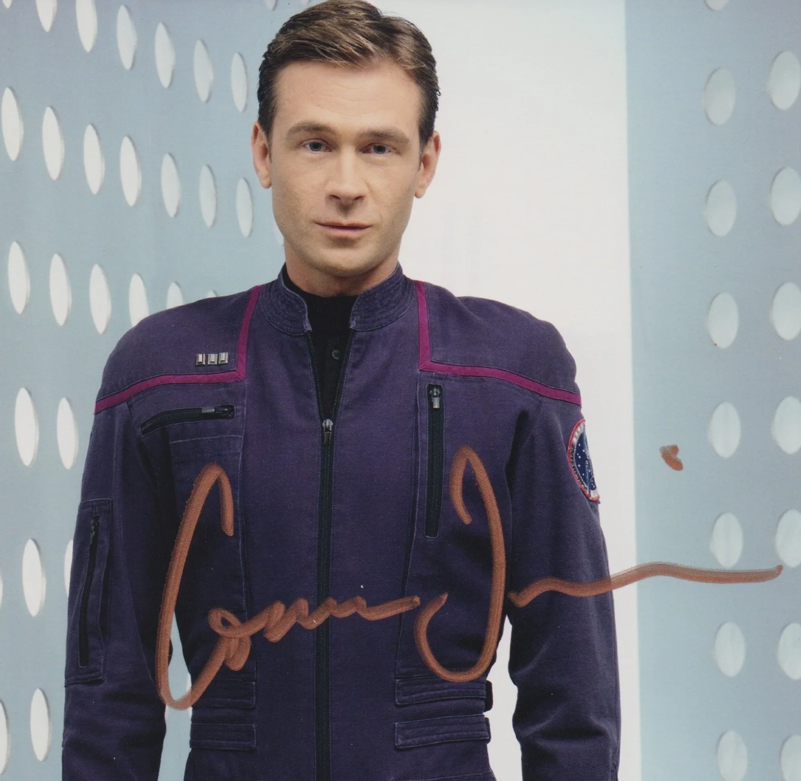 CONNOR TRINNEER signed STAR TREK ENTERPRISE color 8x10 uacc rd coa GREAT CLOSEUP, image 2