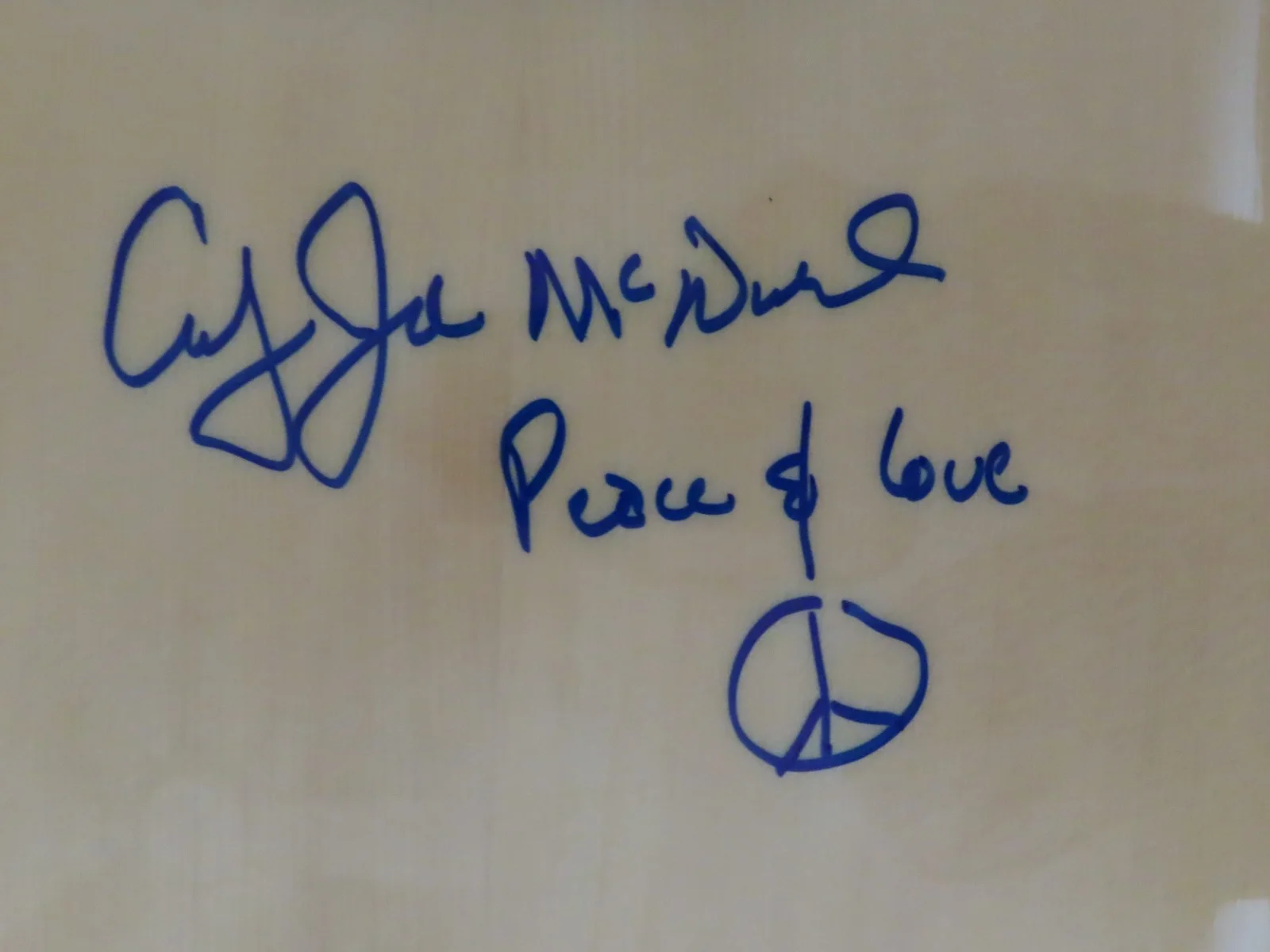 "Country Joe" McDONALD signed "PEACE & LOVE" Rogue Guitar COA WOODSTOCK, изображение 5