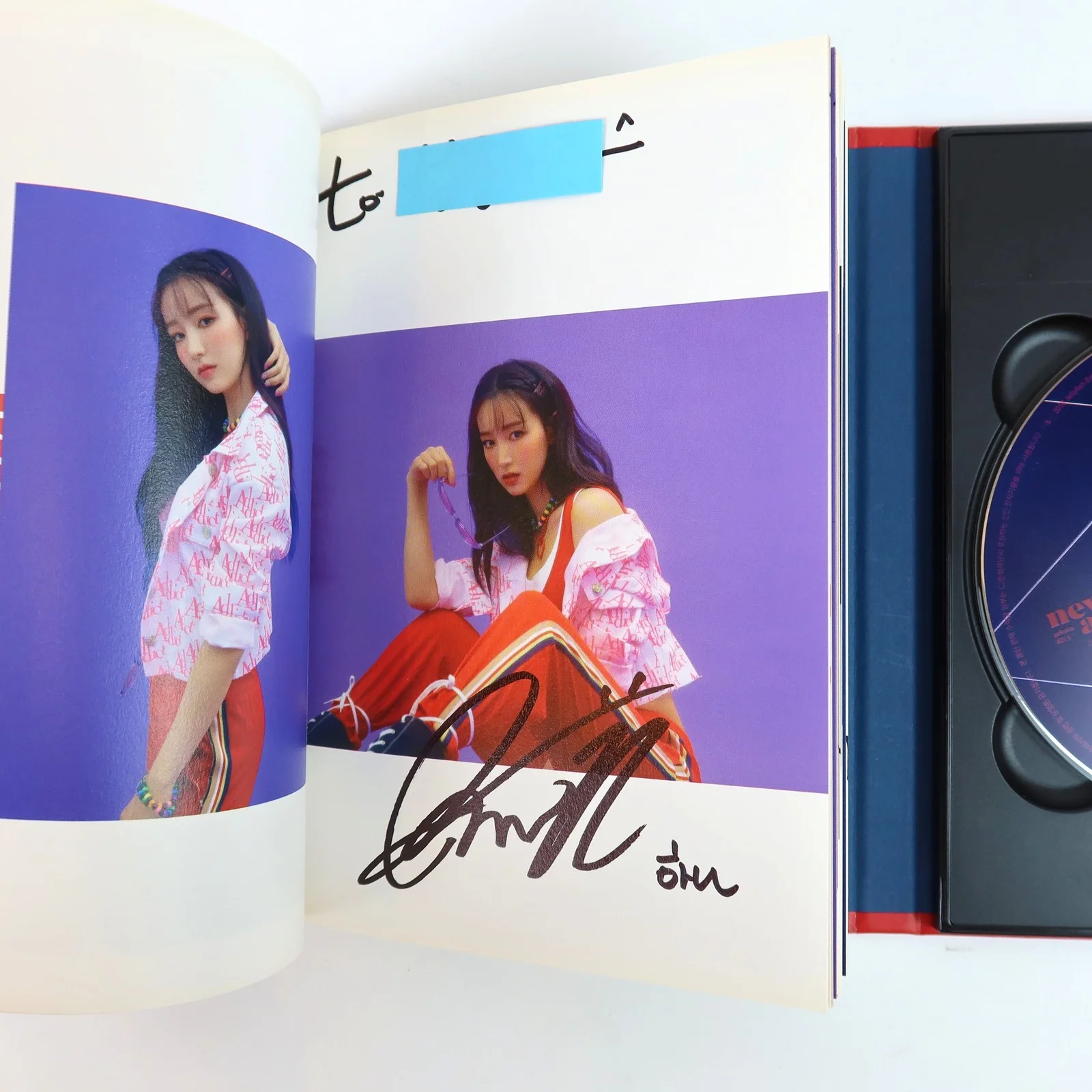 Gugudan - New Action 3rd Mini Album Pages Signed CD 2018, image 3