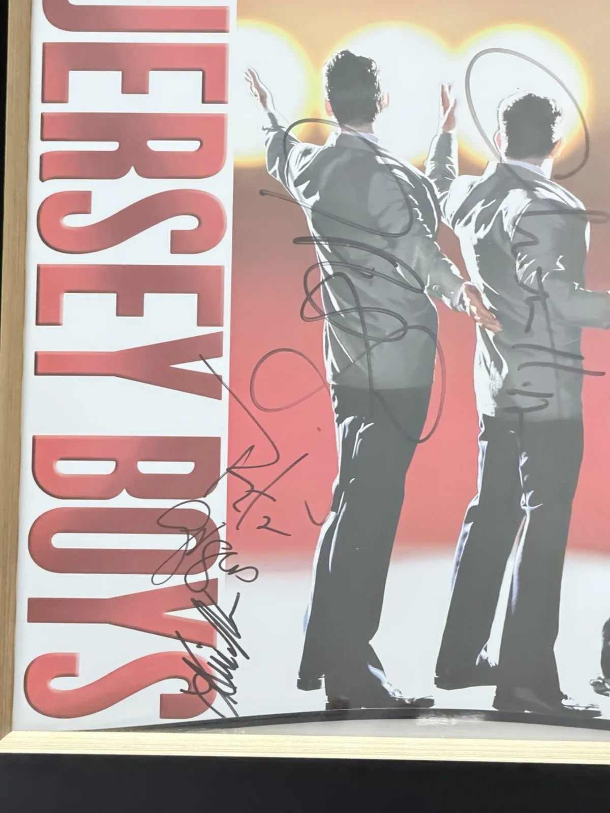 Jersey Boys Broadway Cast Signed Framed Program, изображение 3