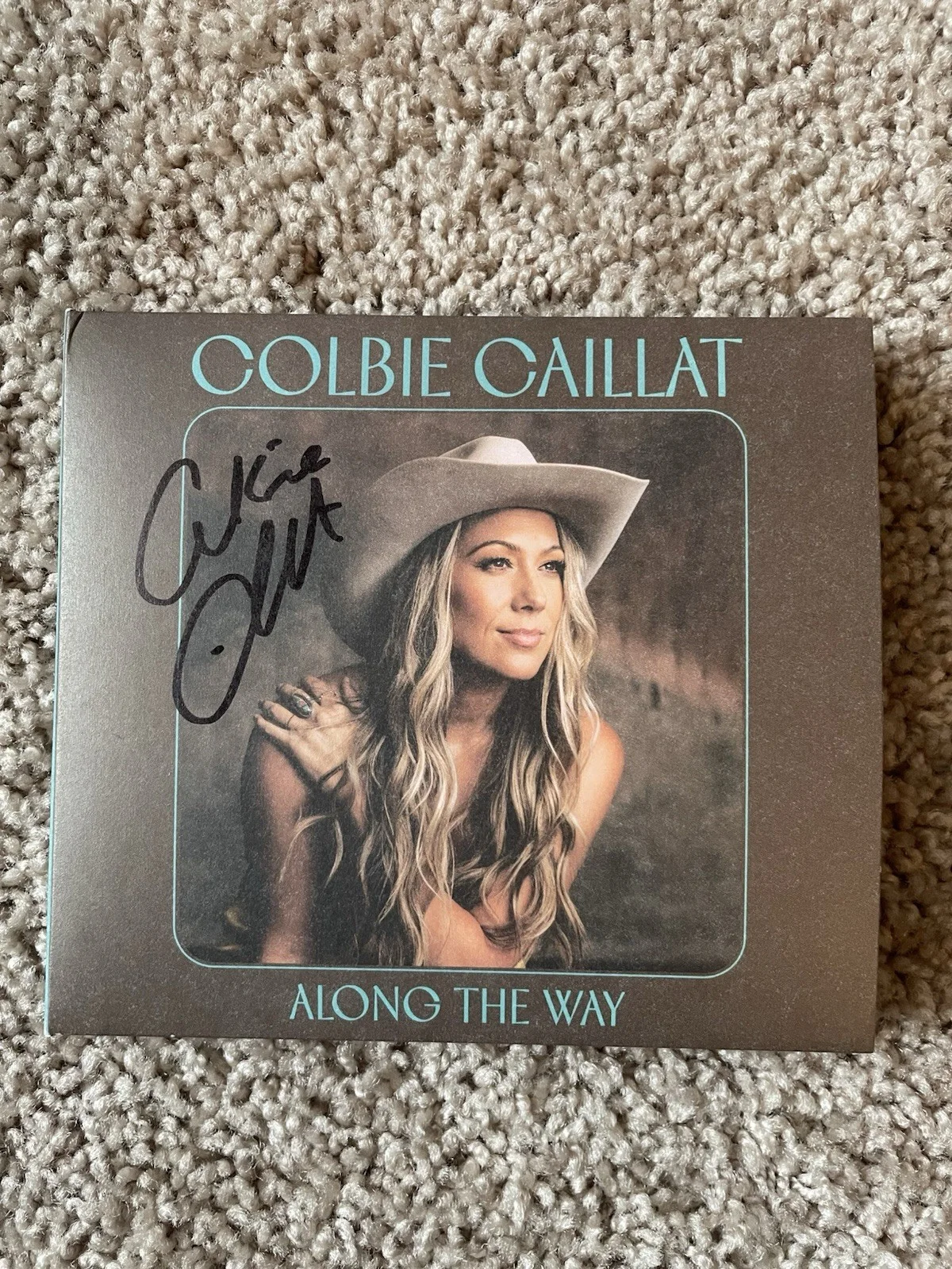 Colbie Caillat Along The Way Autographed Original Vinyl Record & CD Album Set, изображение 3