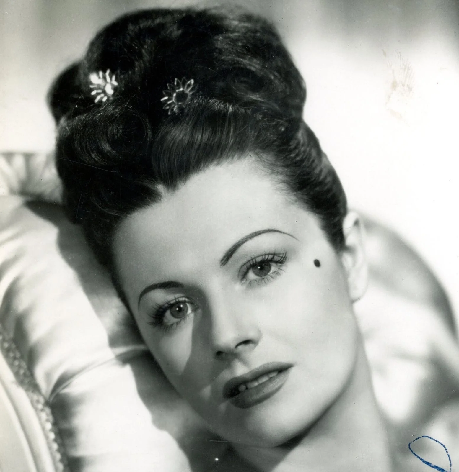 Vintage photographic card Margaret Lockwood printed autograph actress film #80, изображение 2