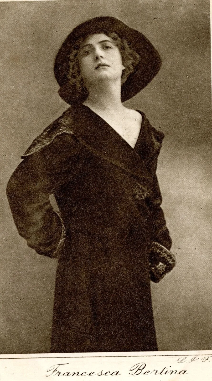 Vintage Francesca Bertina printed actress card film history cinema #82, изображение 3