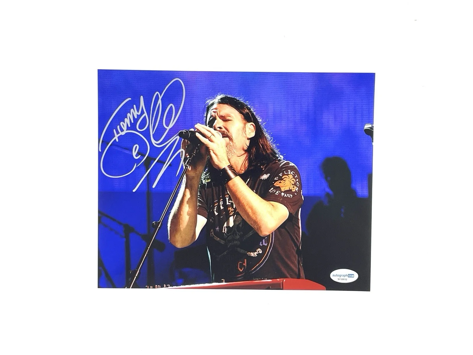 Tommy DeCarlo Boston Lead Vocalist Autographed Hand Signed 8x10 Photo ACOA 🎙️, image 2