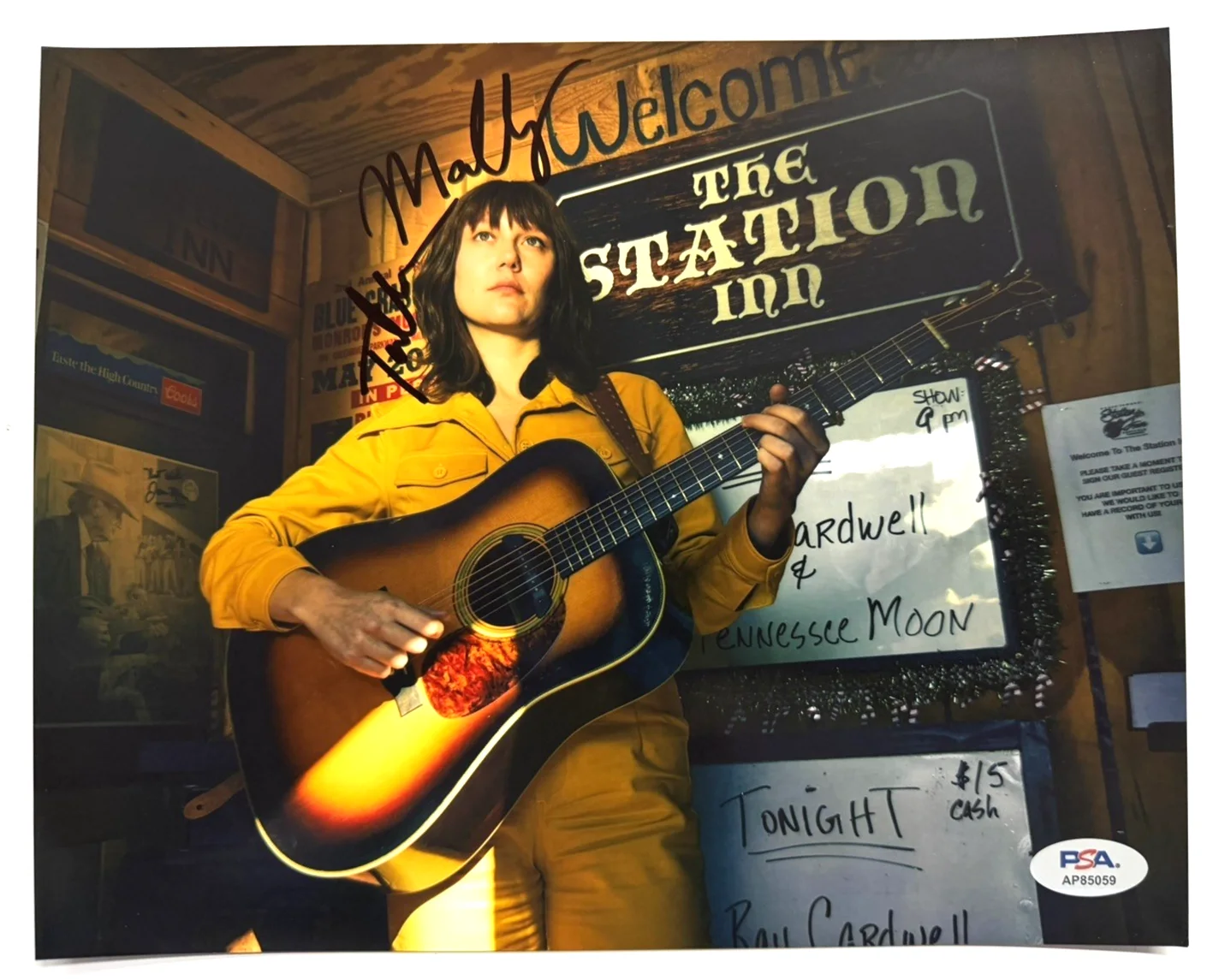 Molly Tuttle Signed 8x10 Photo Auto PSA/DNA COA Station Inn Nashville Bluegrass, изображение 2