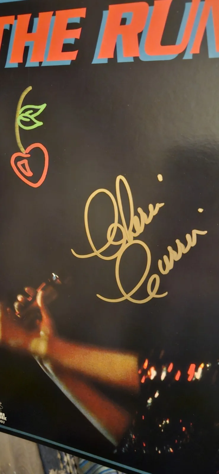The Runaways Cherie Currie Autographed New Vinyl Album, изображение 2