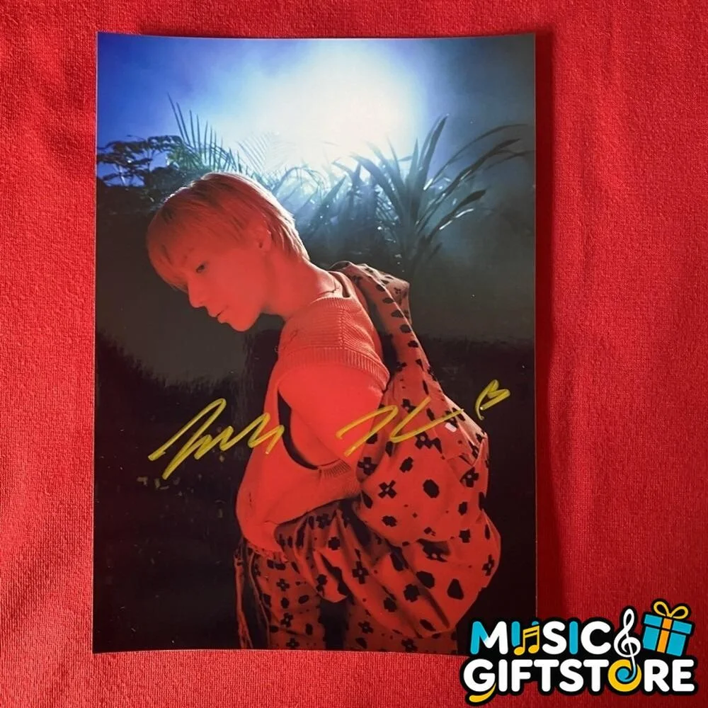 SHINee Taemin Autographed Signed Photo 4*6 K-POP COLLECTION AUTOGRAPHED 2025 #MU, image 3