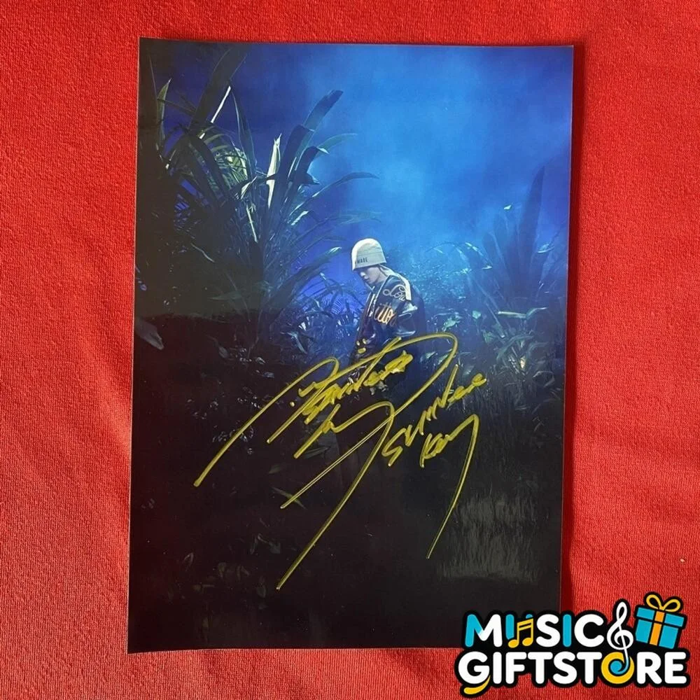 SHINee KEY Autographed Signed Photo 4*6 K-POP COLLECTION AUTOGRAPHED 2025 #MUGS, image 5