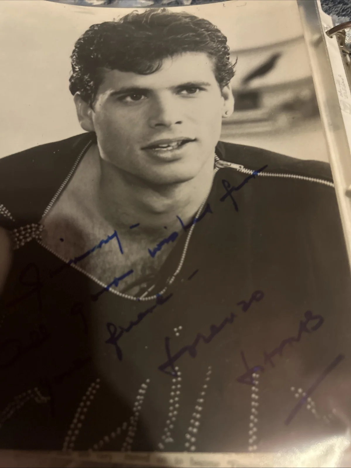 Lorrenzo Lamos — Lorrenzo Lamos Autographed 8 X 10 Black-And-White Photo, изображение 5