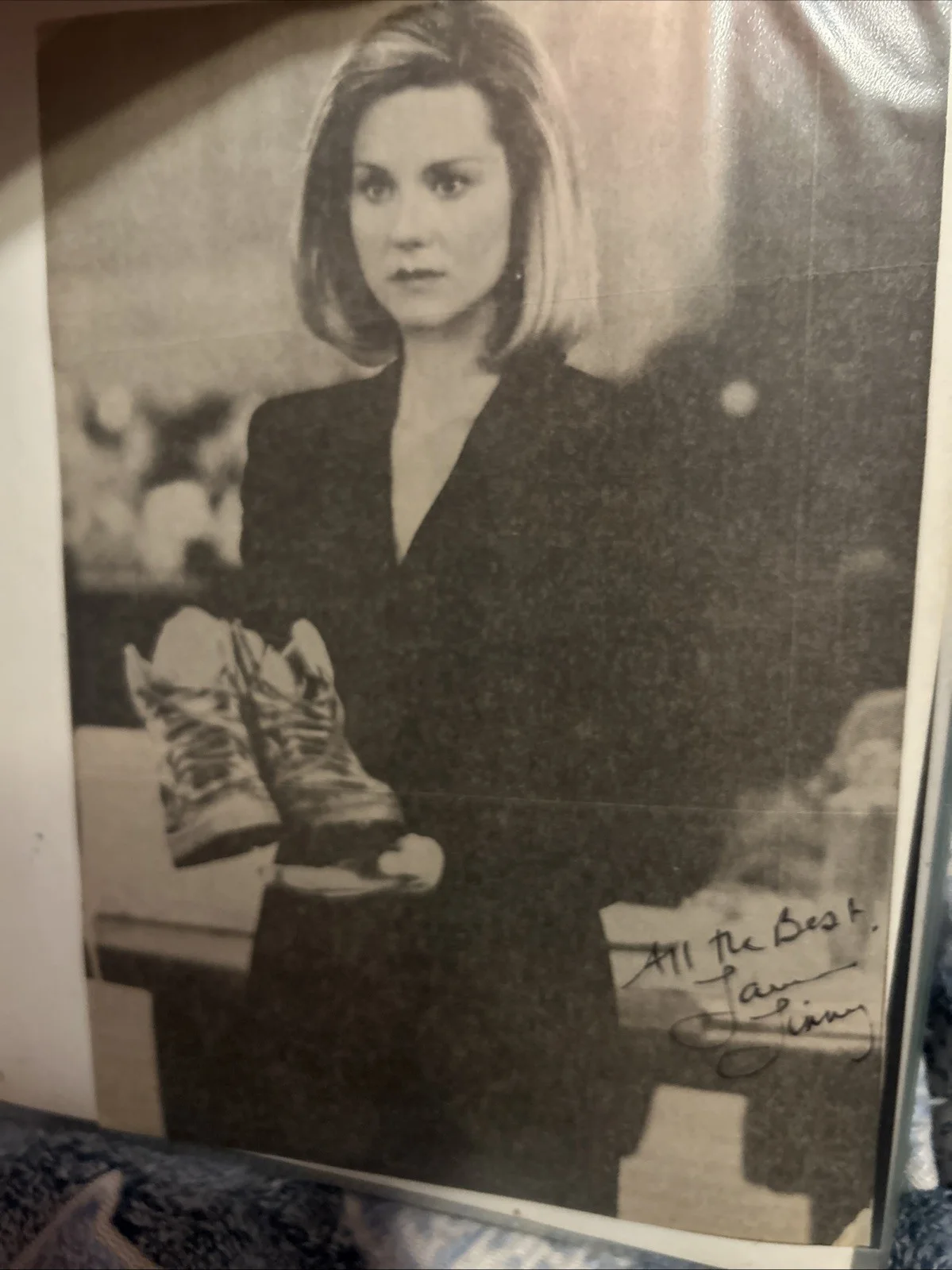 Laura Linny — Laura Linney Signed 8 X 10 Newspaper Photo, изображение 4