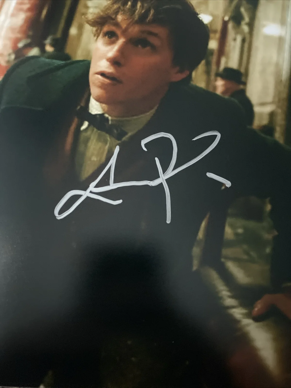 Eddie Redmayne Actor Signed Autographed 8x10 Photo Beckett BAS, image 2