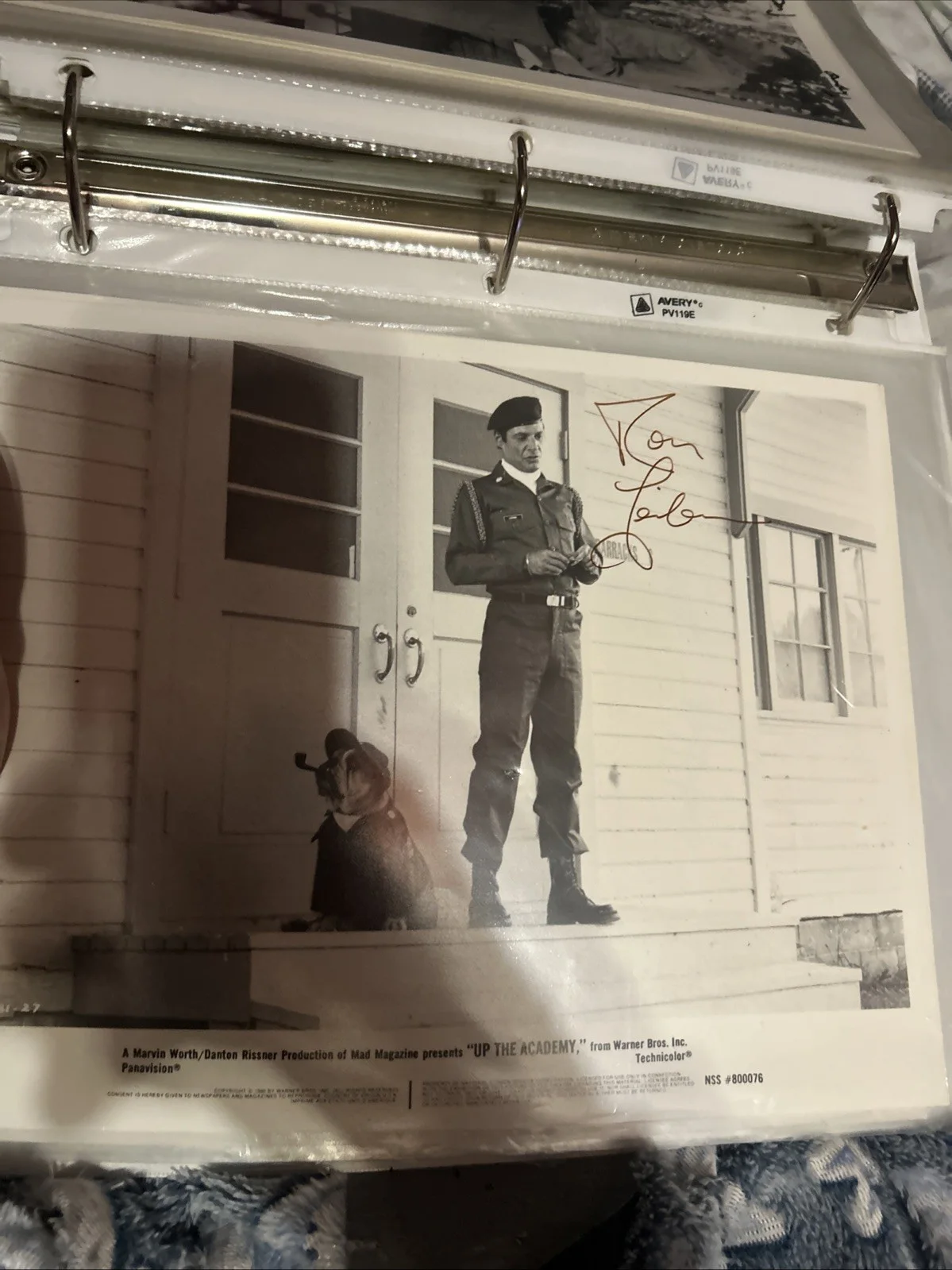 Ron Leibman — Ron Leibman Autographed 8 X 10 Black-And-White Up The Academy Photo, изображение 2