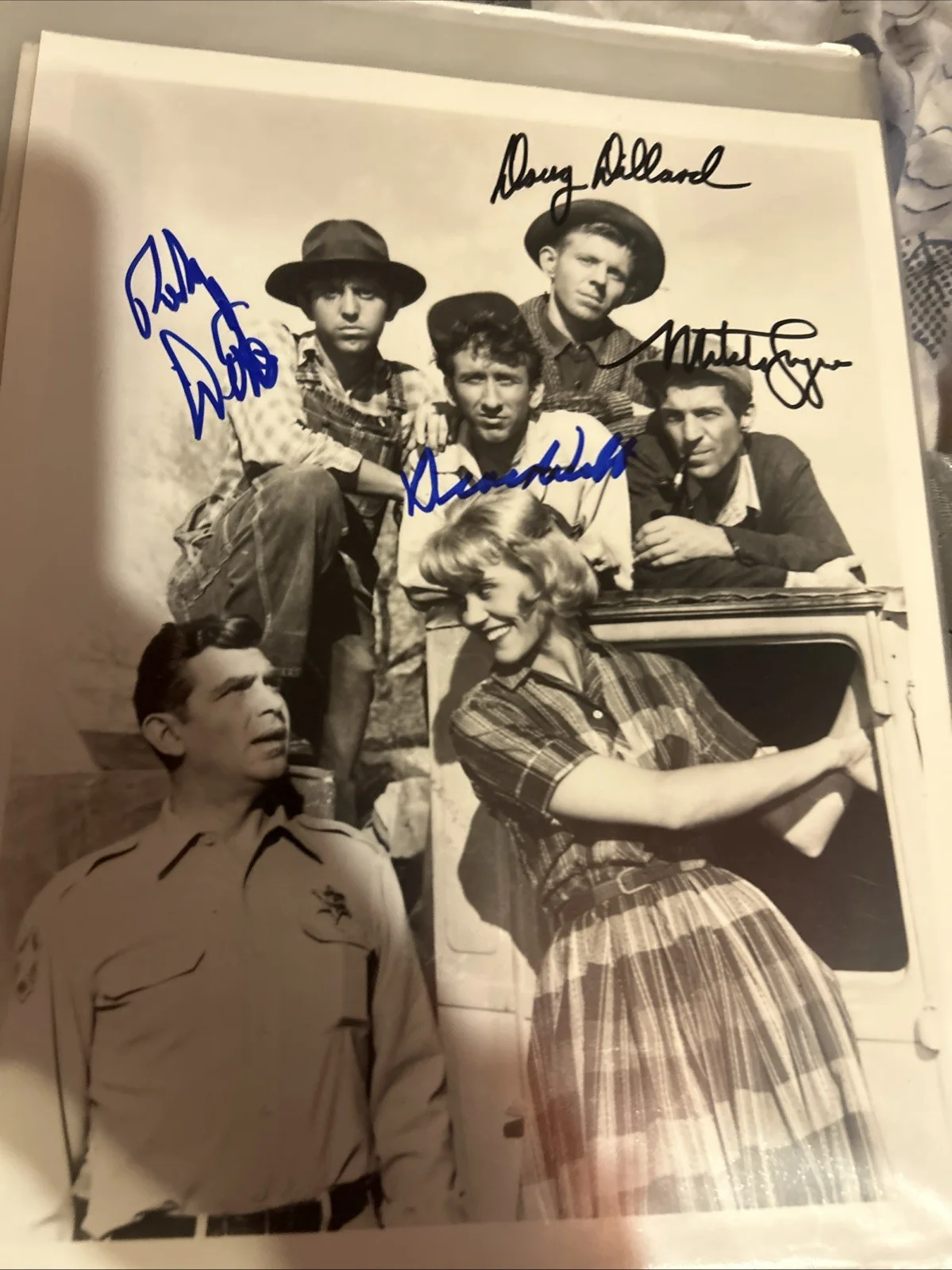 Doug Dillard, Band — The Dillard Band Autographed 8 X 10 Black-And-White Photo Andy Griffith Show, image 2