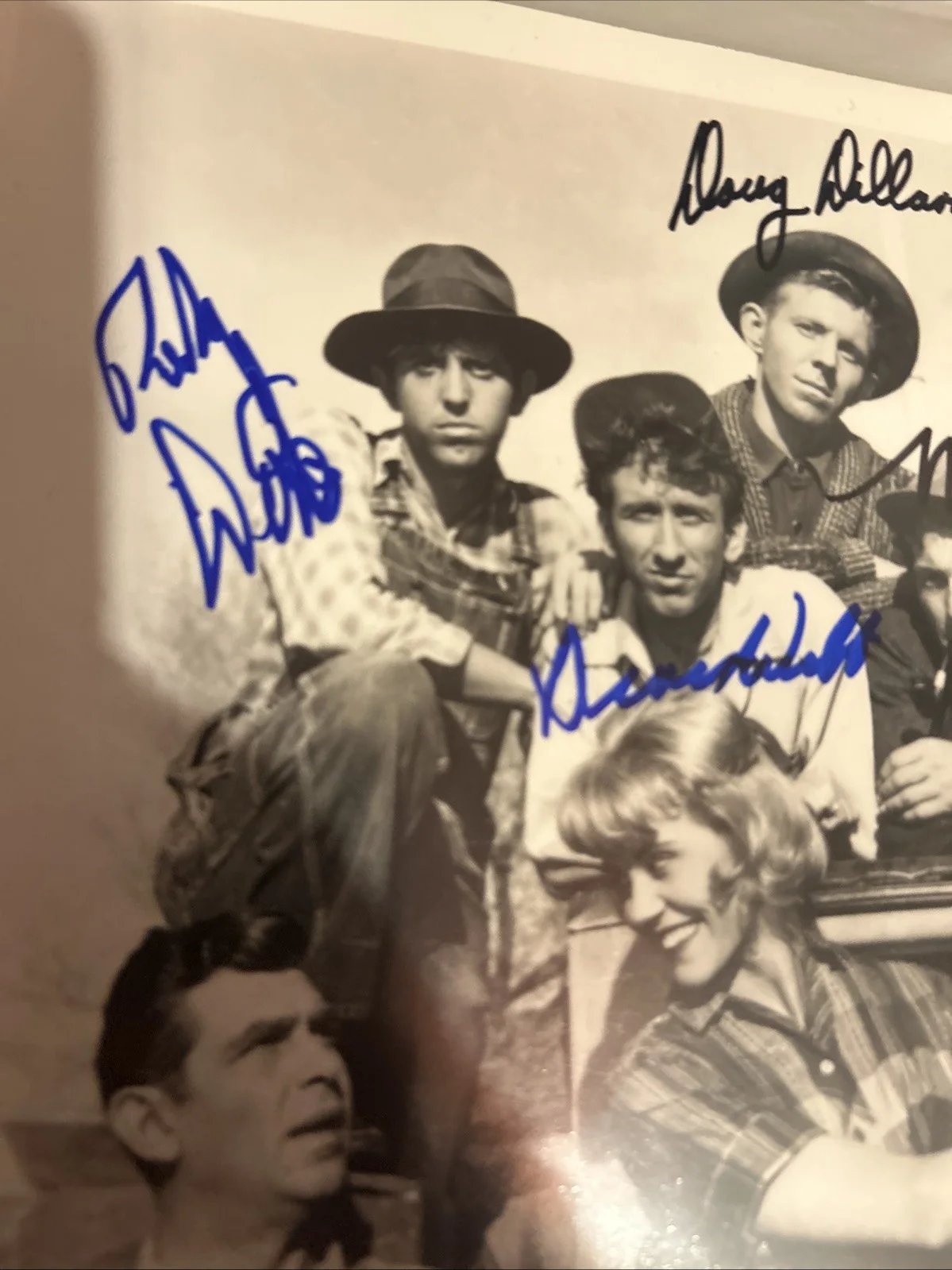 Doug Dillard, Band — The Dillard Band Autographed 8 X 10 Black-And-White Photo Andy Griffith Show, image 3