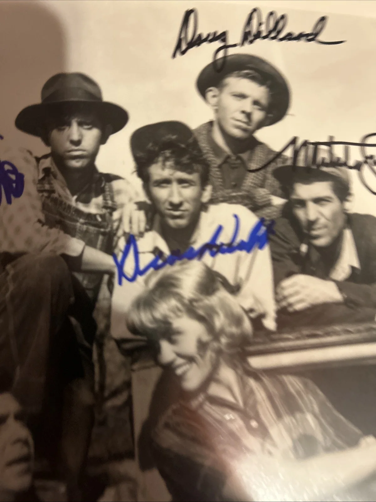 Doug Dillard, Band — The Dillard Band Autographed 8 X 10 Black-And-White Photo Andy Griffith Show, image 4