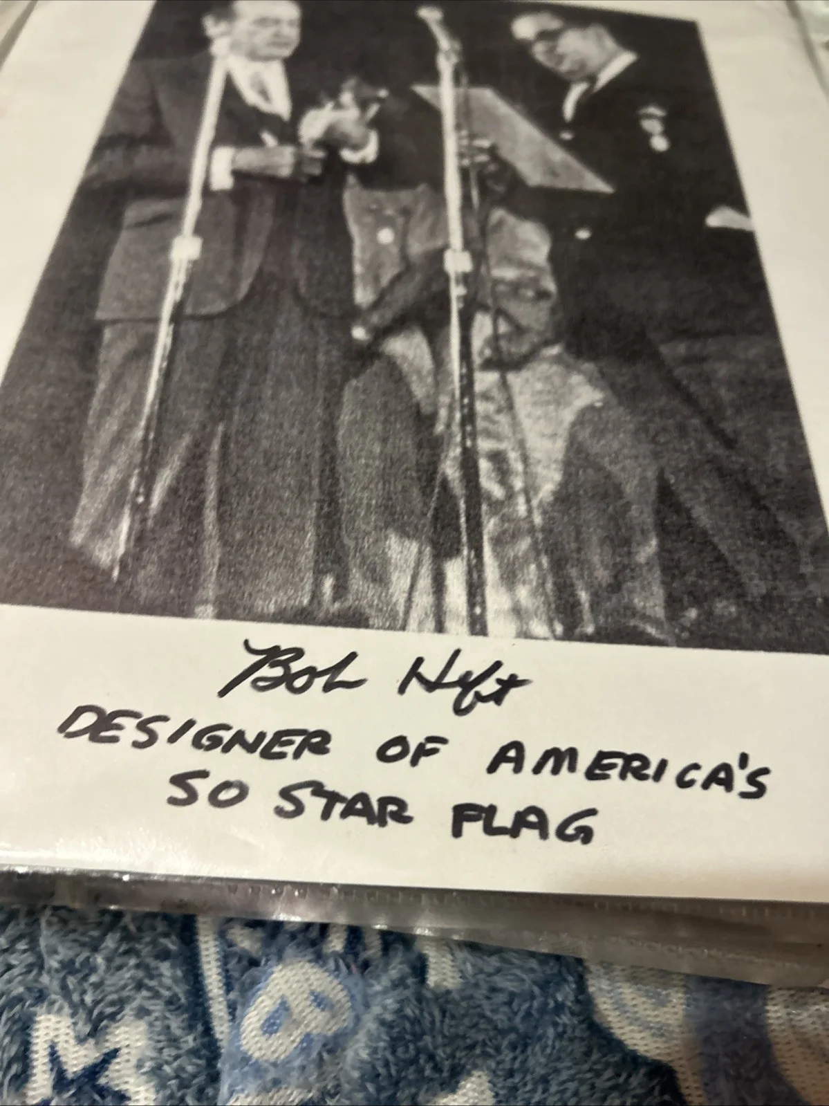 Bob Heft — Bob Heft Autographed 8 X 10 Black-And-White Sheet Of Paper, изображение 4