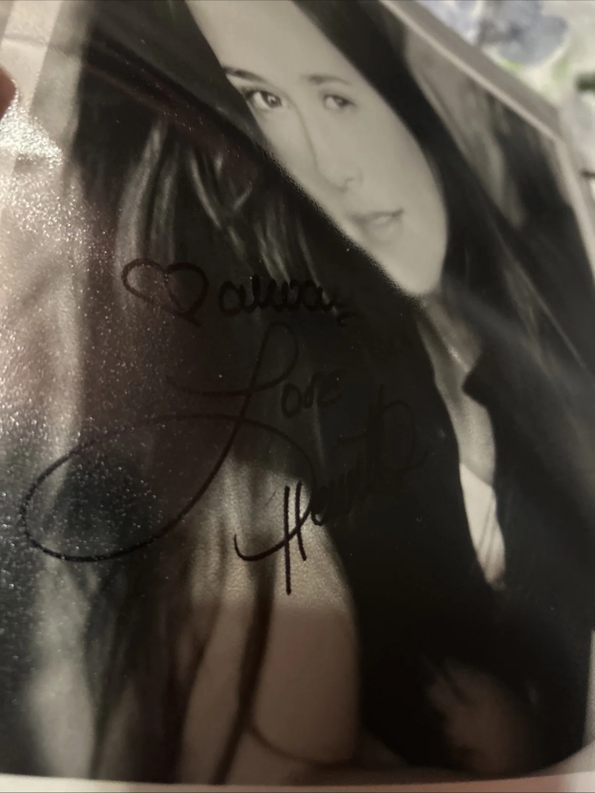 Jennifer Love Hewitt — Jennifer Love Hewitt Party Of Five Autographed Photo, image 2