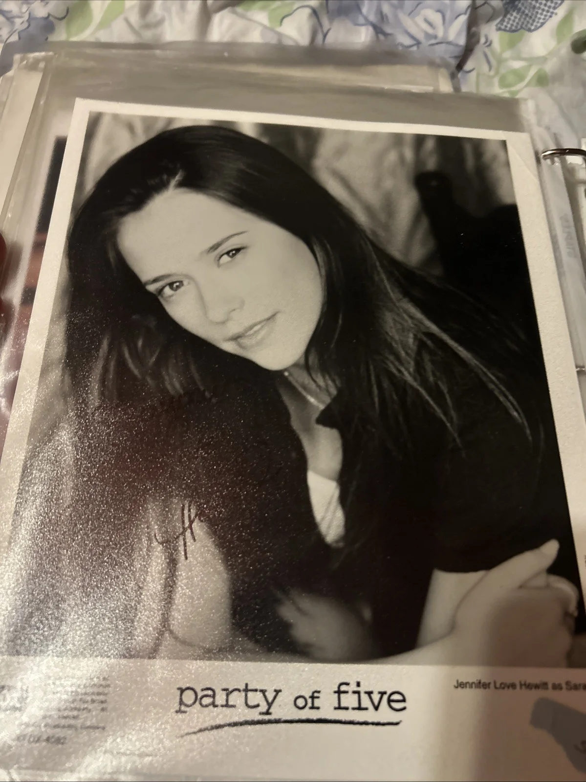 Jennifer Love Hewitt — Jennifer Love Hewitt Party Of Five Autographed Photo, image 3