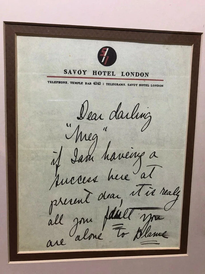 Josephine Baker — Josephine Baker Handwritten Signed Letter to Sister Framed Photo BECKETT BAS, изображение 2