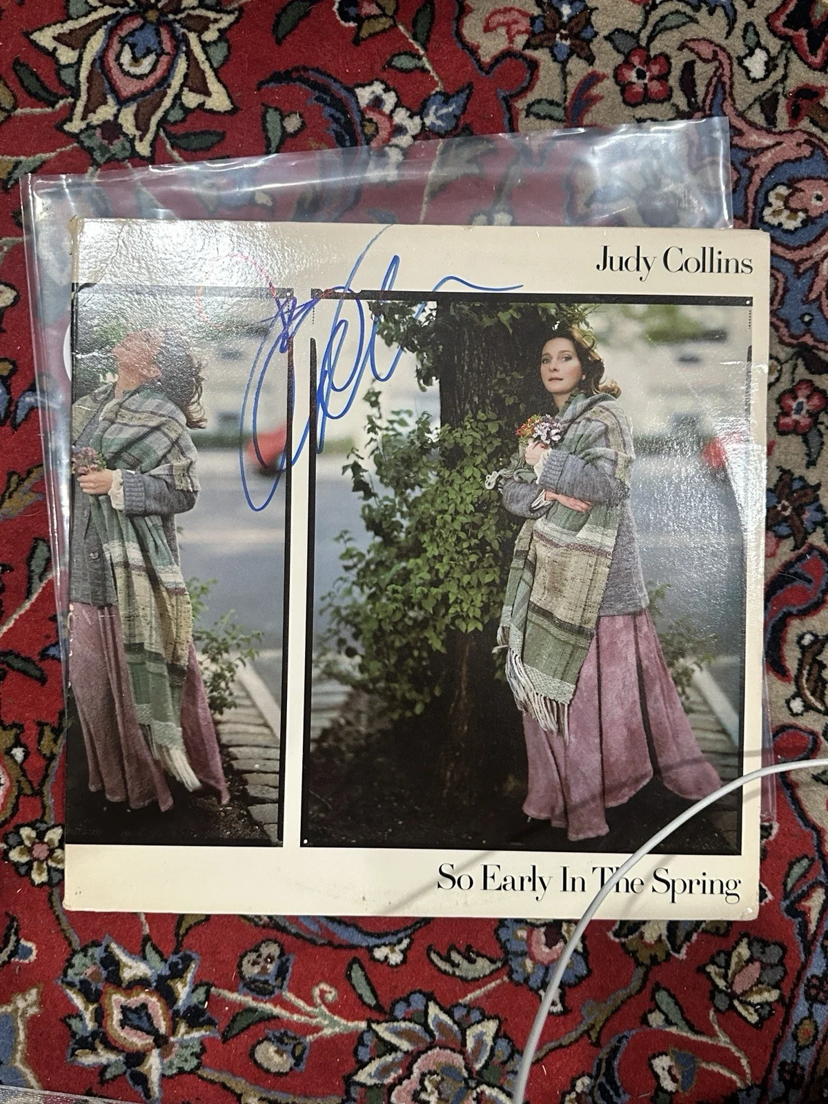 Judy Collins Autographed “So Early In The Spring” Vinyl Record Signed, image 3