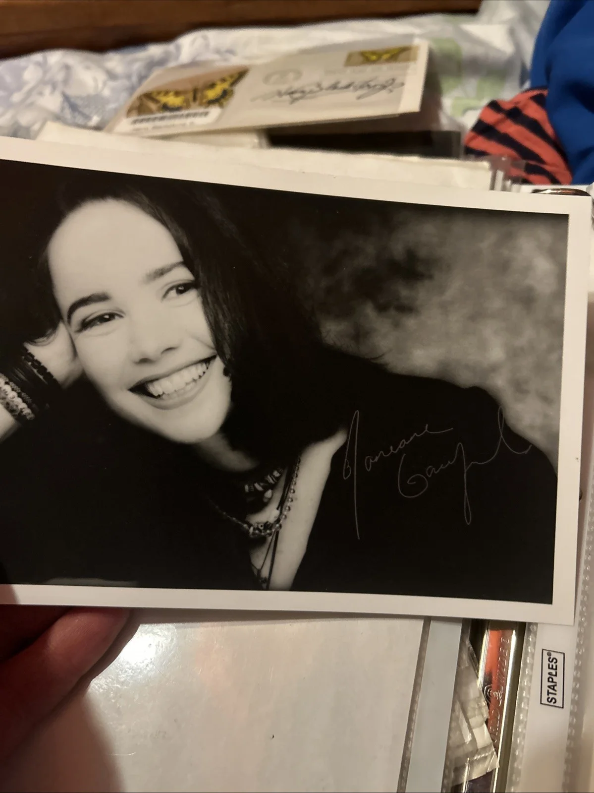 Janeane Garofalo — Janeane Garofalo Autographed Black And White 5 X 7 Photo Original Authentic