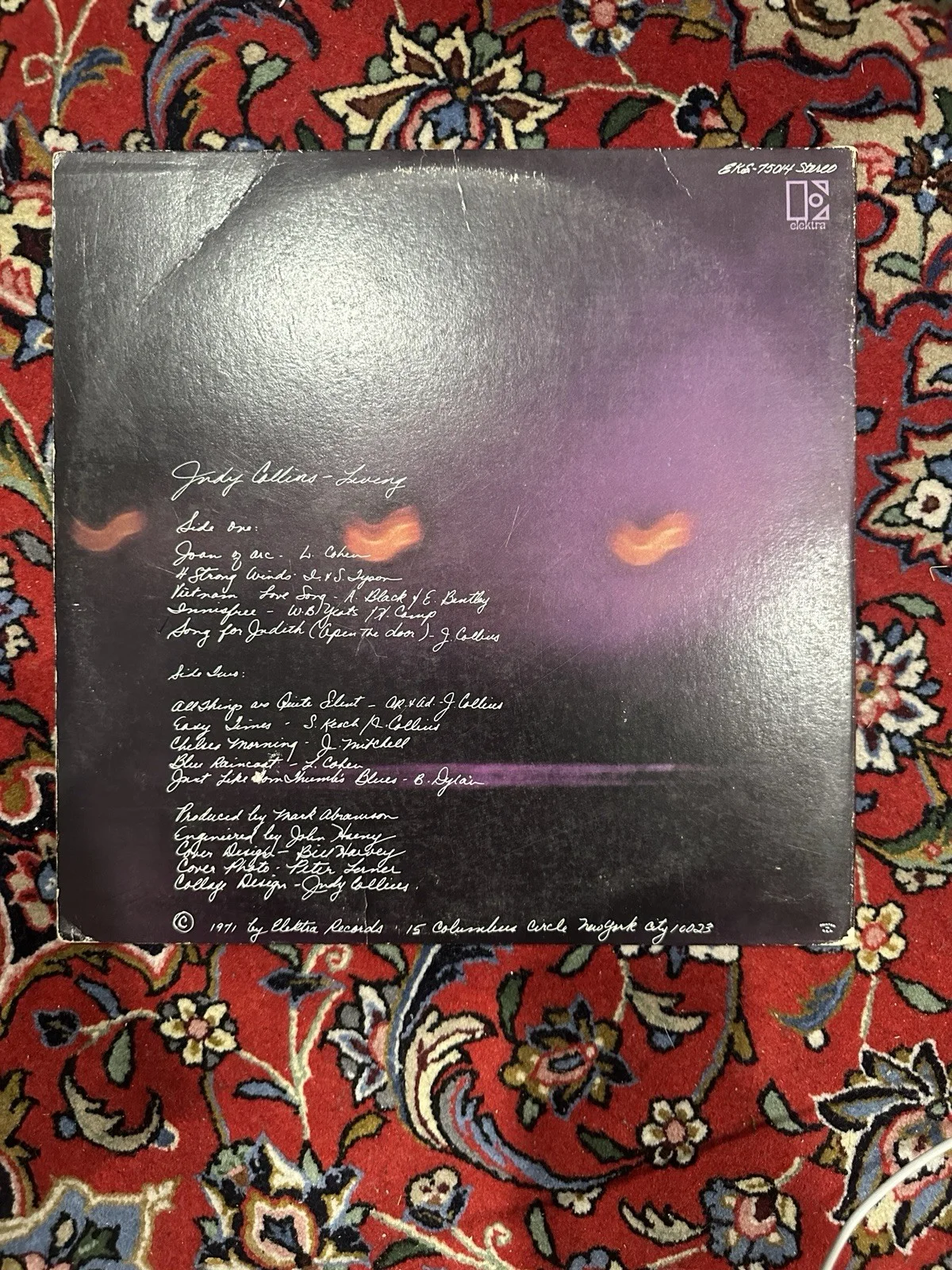 Judy Collins “Living” Autographed Vinyl record signed, image 2