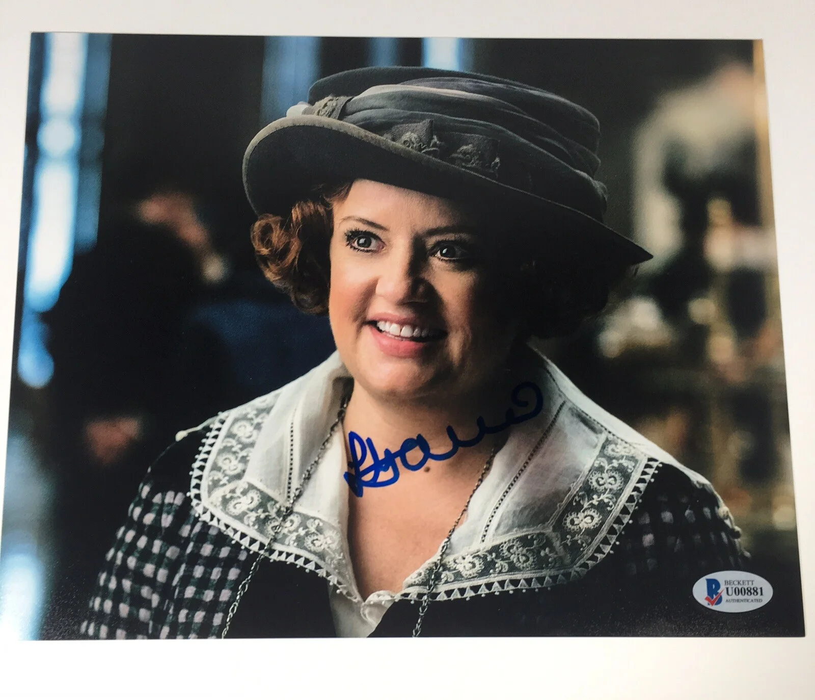 Lucy Davis — Lucy Davis Signed 8x10 Photo Wonder Woman 2017 BECKETT BAS THE OFFICE UK, изображение 3