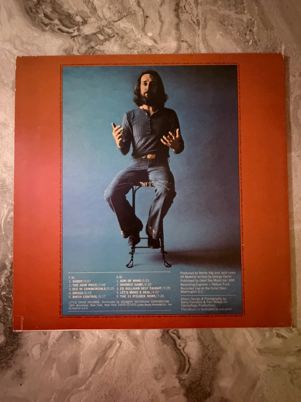 George Carlin Signed FM & AM Original Vinyl Record Music Collectible Autographed, изображение 3