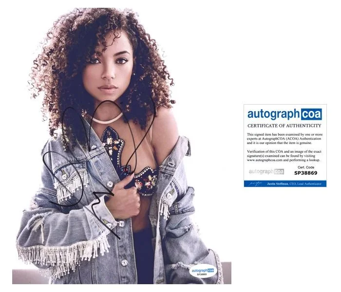 Logan Browning — Logan Browning "Dear White People" AUTOGRAPH Signed 8x10 Photo B ACOA