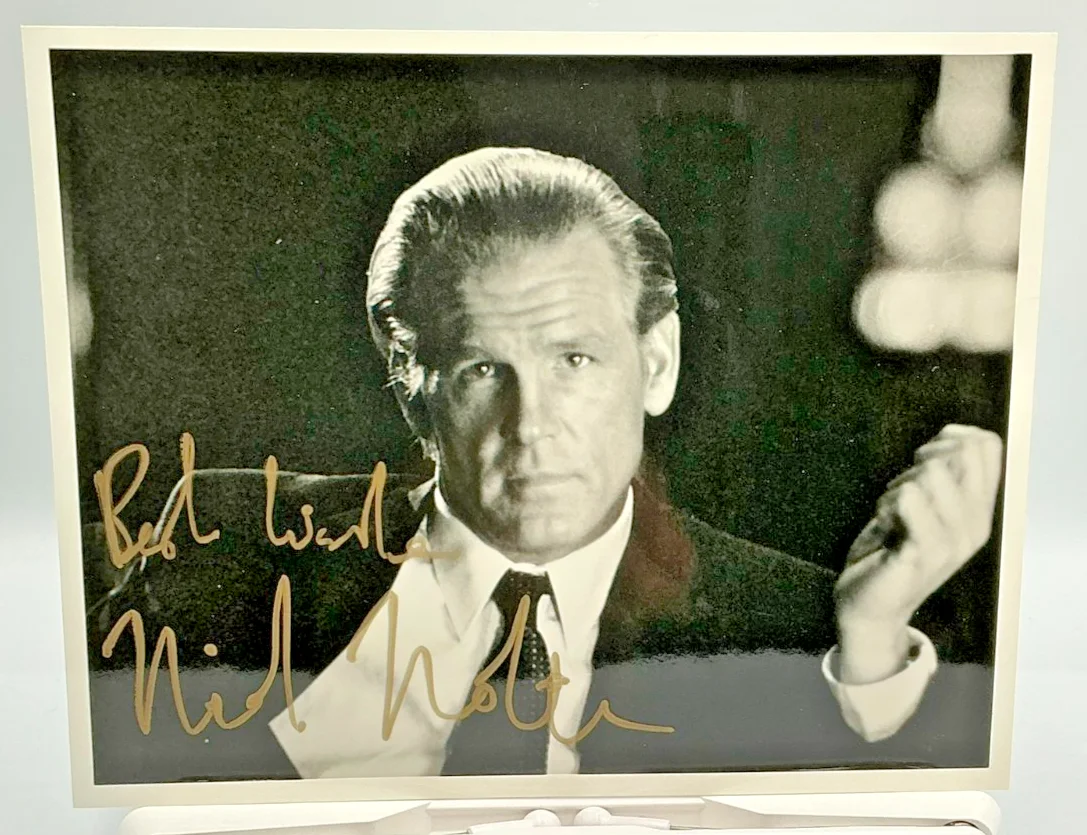 Nick Nolte — Nick Nolte Raw Signed 8x10 Photo Suit Tie "Best Wishes" Gold Ink
