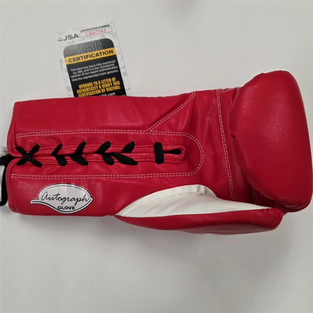 Dolph Lundgren — Dolph Lundgren signed "I Must Break You!" Drago Boxing Glove autograph (C) JSA, изображение 4