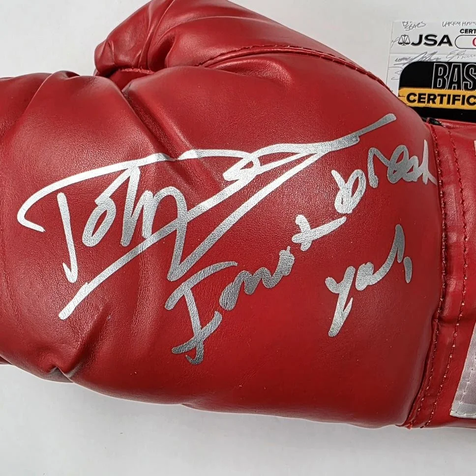 Dolph Lundgren — Dolph Lundgren signed "I Must Break You!" Drago Rocky Boxing Glove autograph JSA, изображение 2
