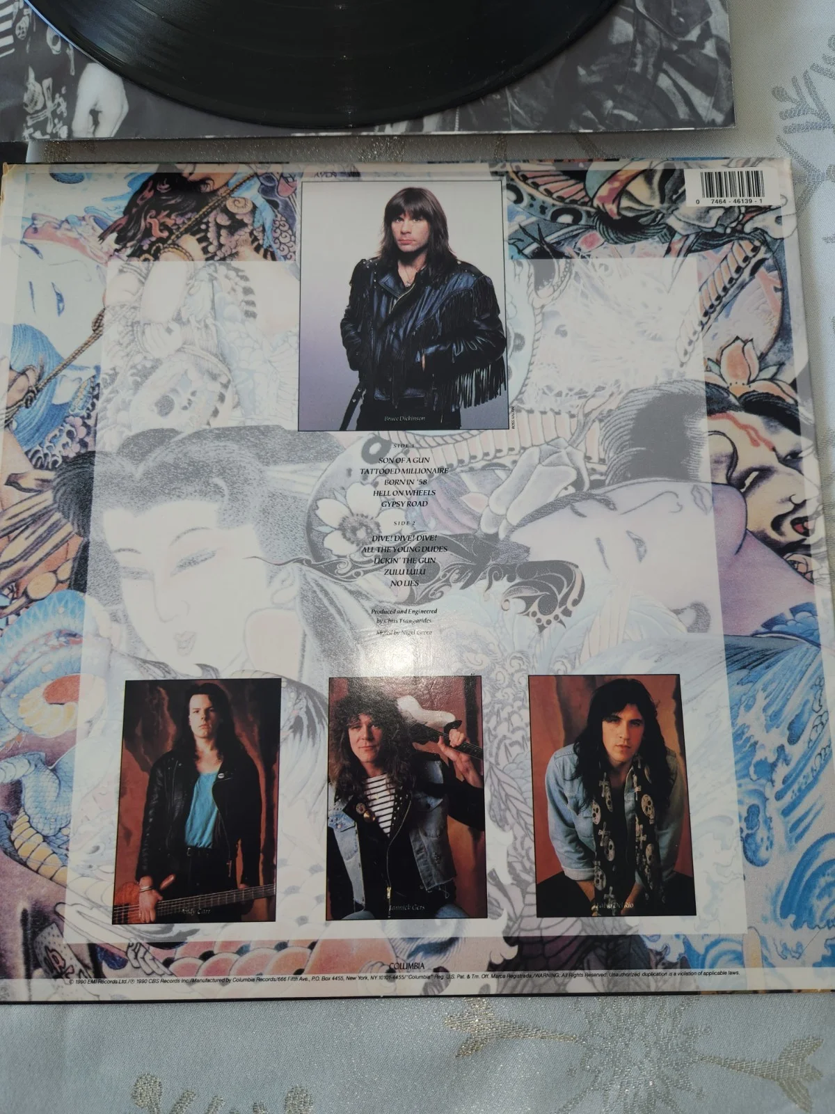 Bruce Dickinson — BRUCE DICKINSON - TATTOOED MILLIONAIRE SIGNED VINYL (Record Album), изображение 3