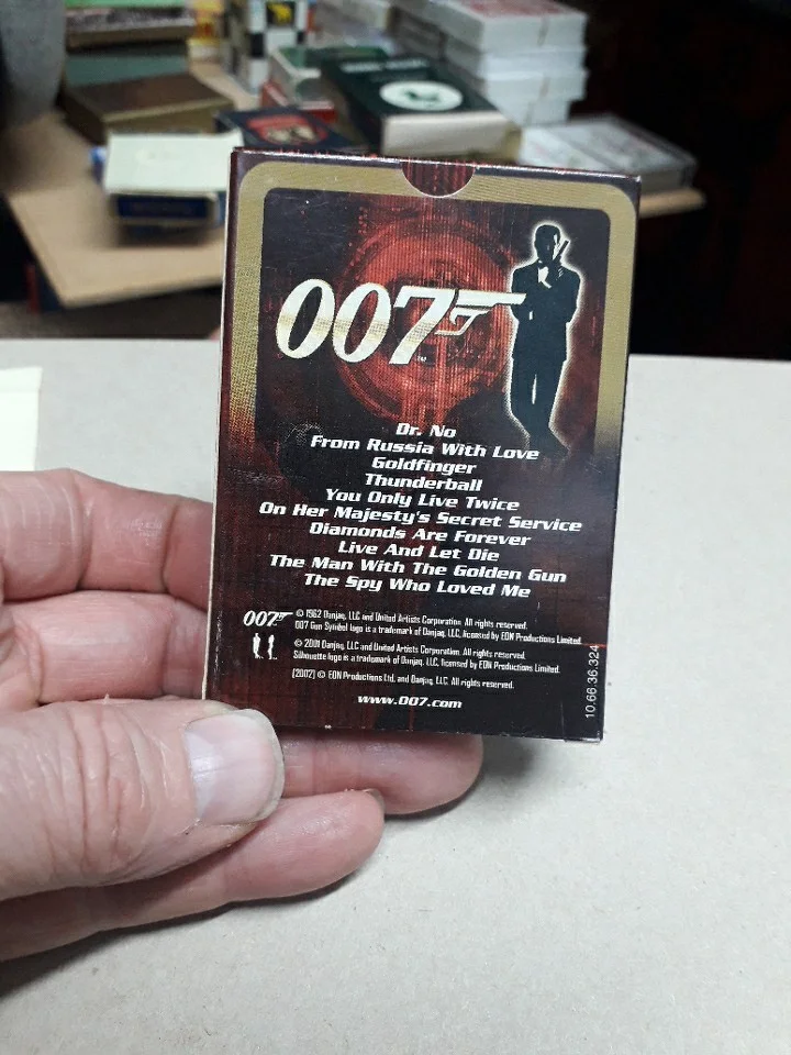 James Bond 007 Movie Playing Cards Carta Mundi Films 1-10, изображение 4