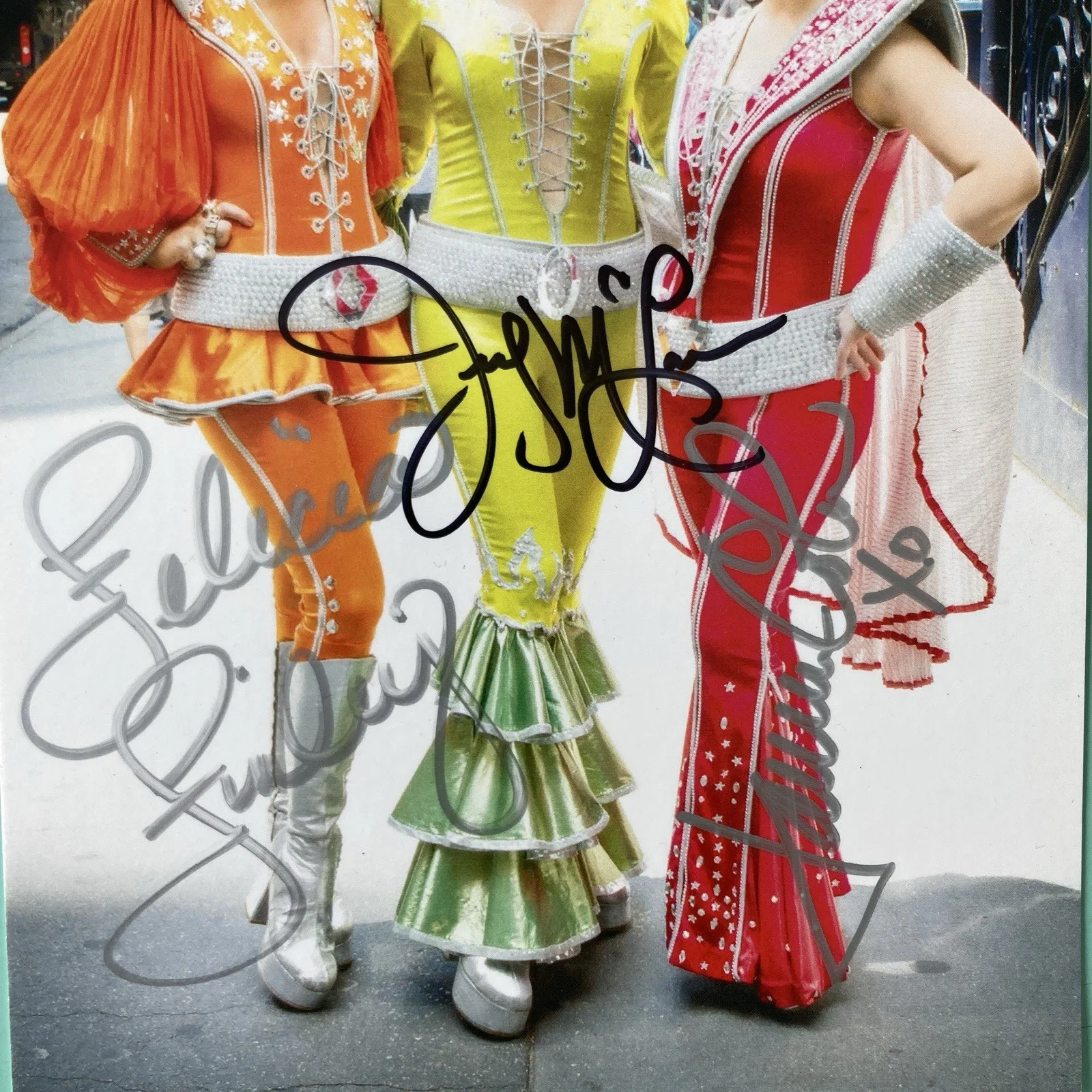 Judy McLane Felicia Finley Lauren Cohn — Mamma Mia! Signed Postcard Judy McLane Felicia Finley Lauren Cohn 4X6 Broadway, изображение 2