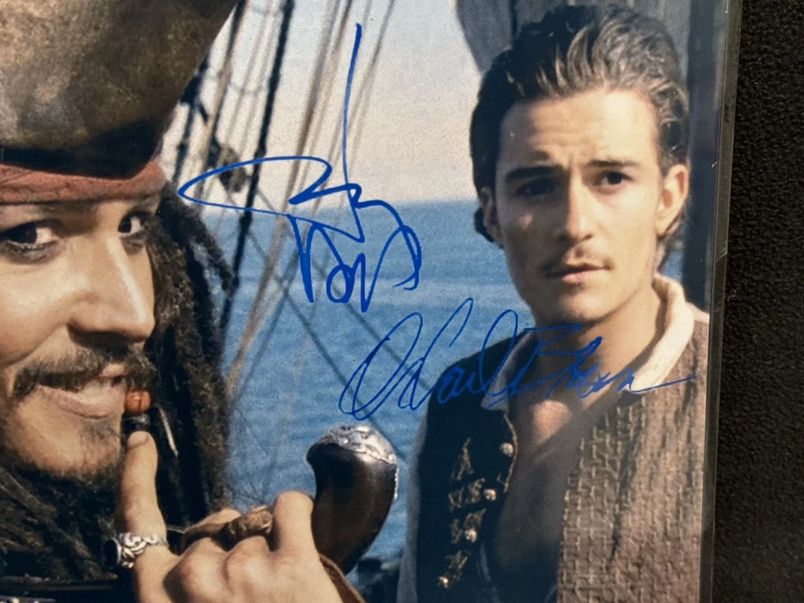 Johnny Depp, Orlando Bloom — Pirates Of The Caribbean Johnny Depp & Orlando Bloom Autographs, изображение 2