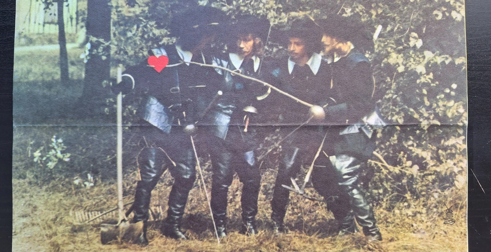 THE FOUR CHARLOTS MUSKETEERS, ORIGINAL A3 CZECH MOVIE POSTER, KAREL KAJA SAUDEK, изображение 2