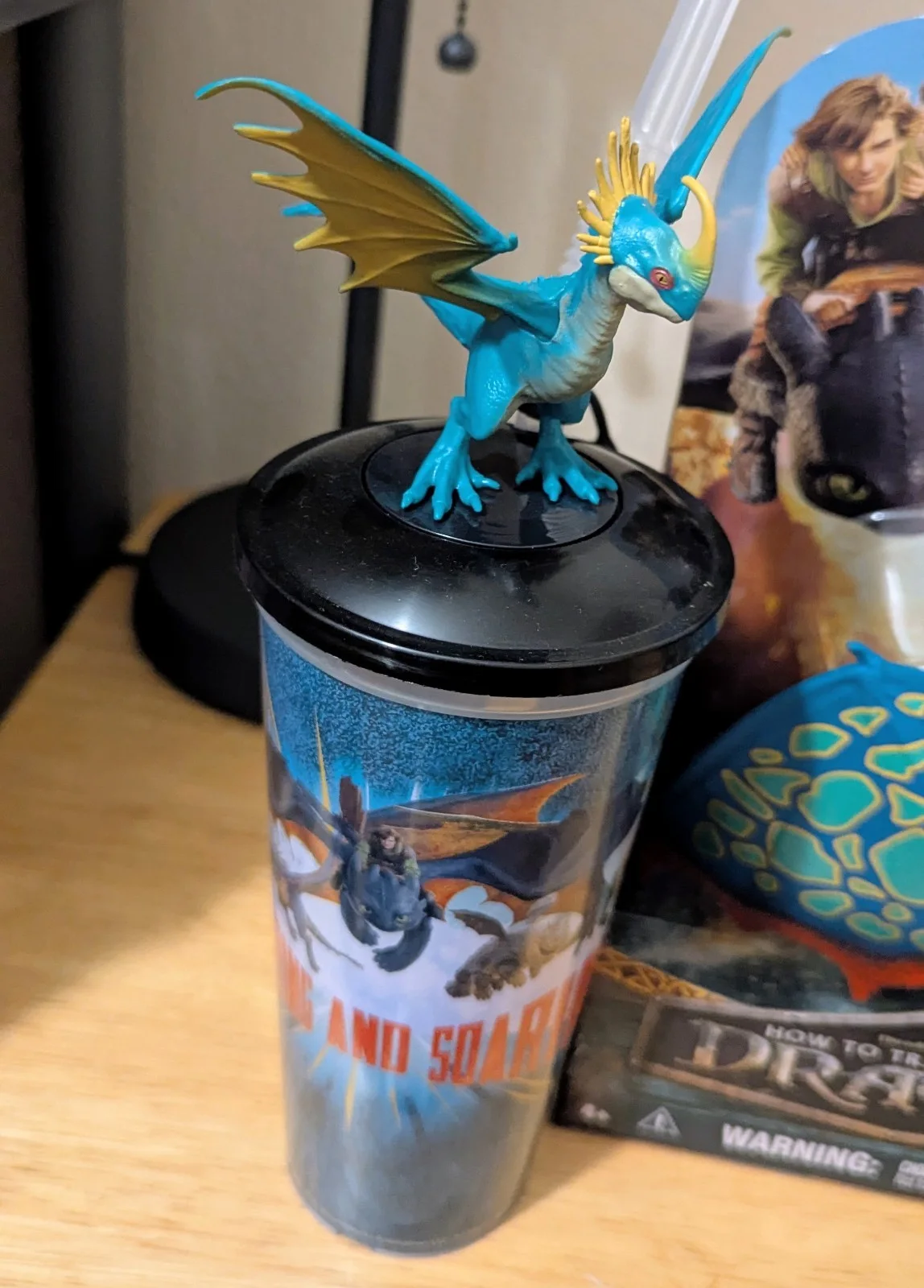How to Train Your Dragon Cinema Cup & Deadly Nadder & Astrid Action Figure Set, image 2